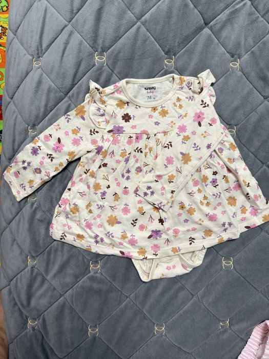 Одяг для дівчинки