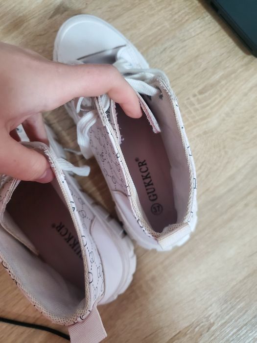 кеди, кросівки, ботинки