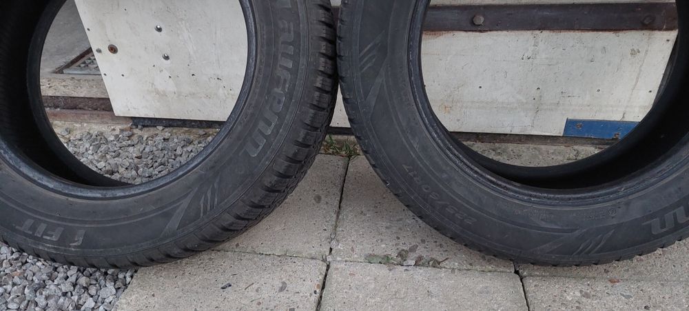 Opony zimowe 4 szt za 160zł 225/60/17