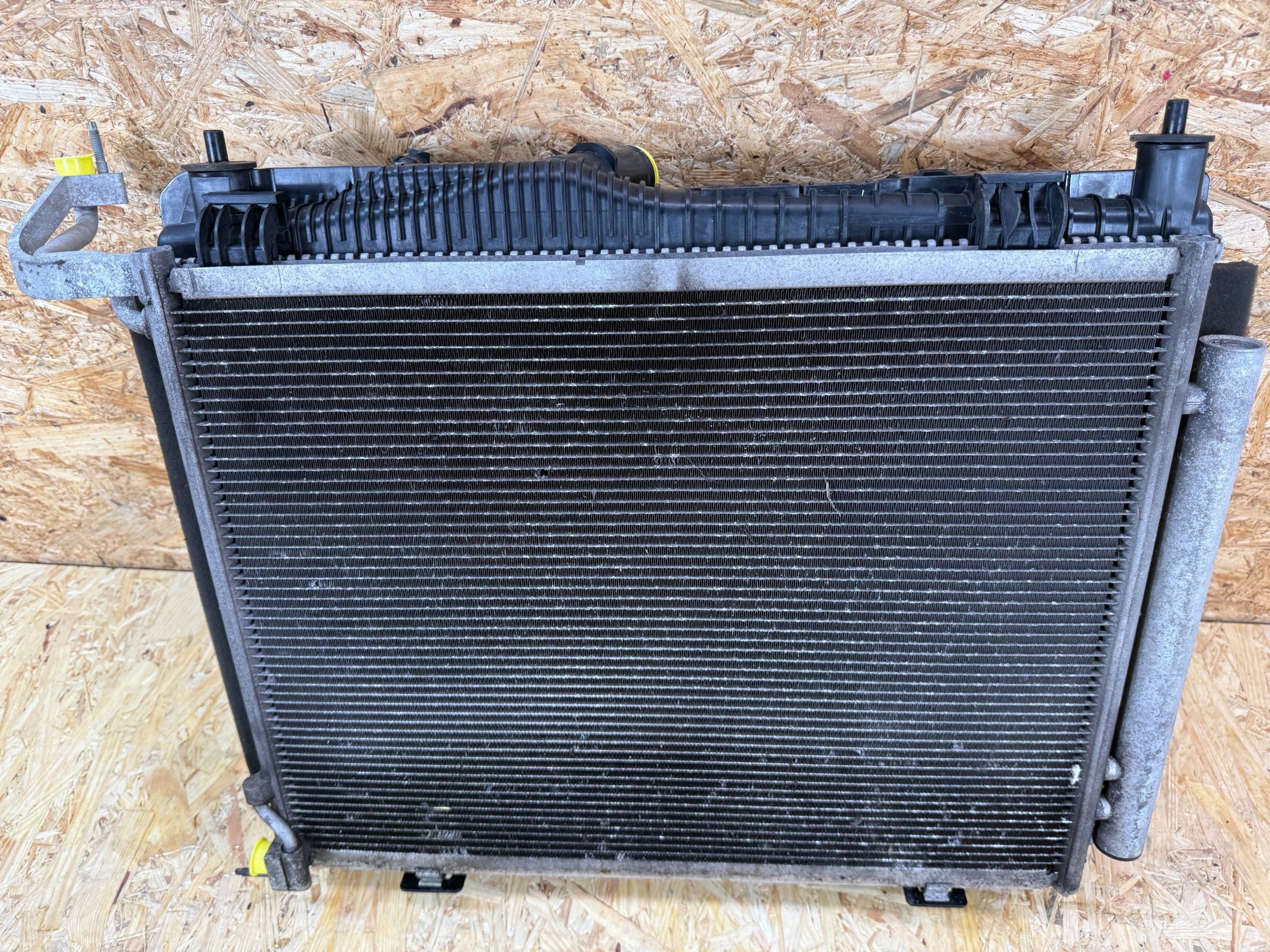 Komplet chłodnic chłodnice Wentylator Ford Fiesta MK8 Puma MK2 1.5D…