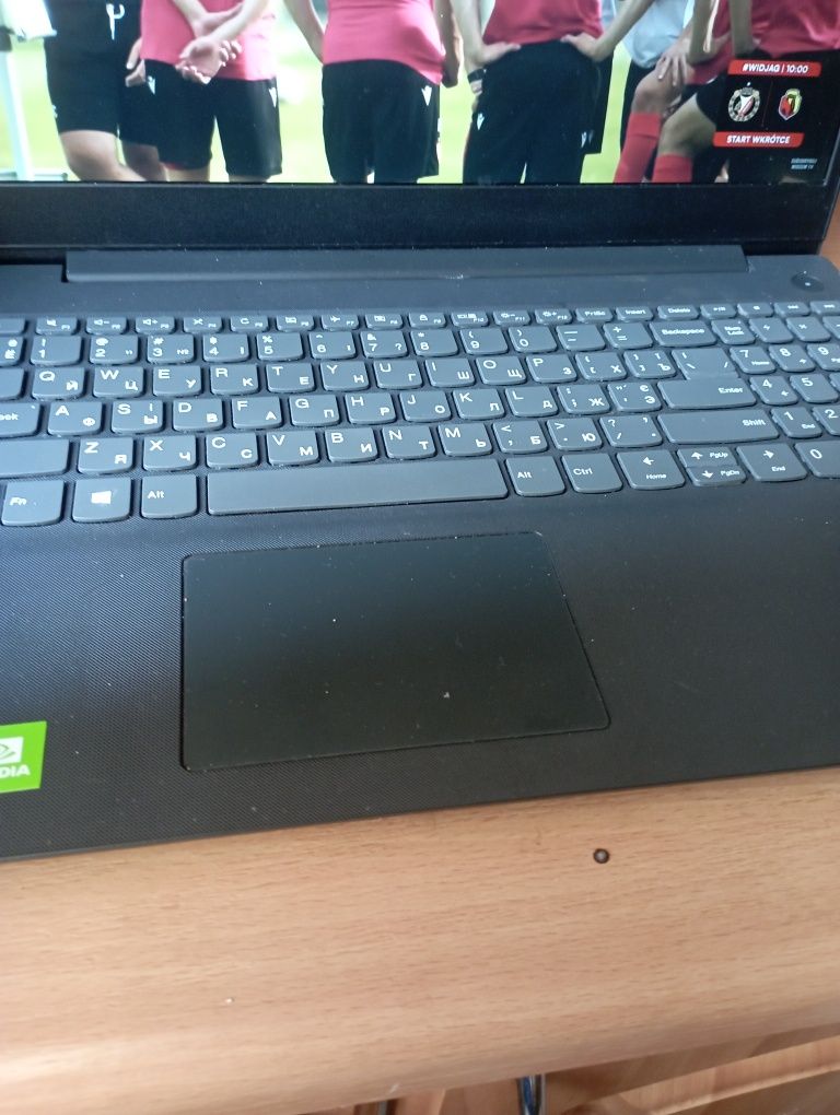 Laptop Lenovo 81WB