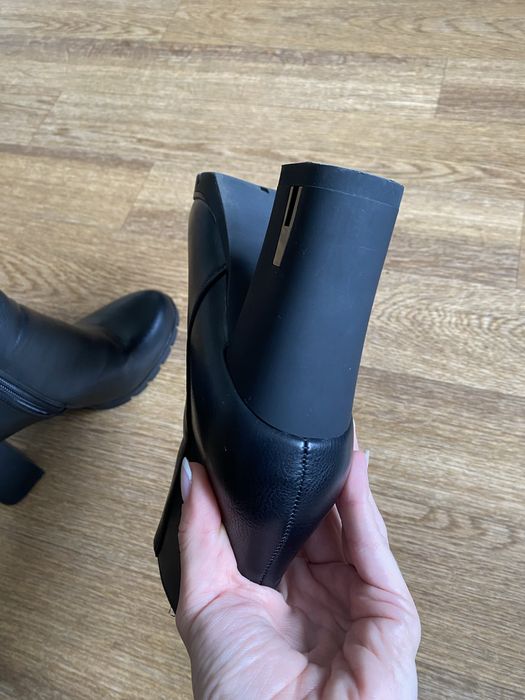 Ботильйони жіночі, стан ідеал, 38 розмір