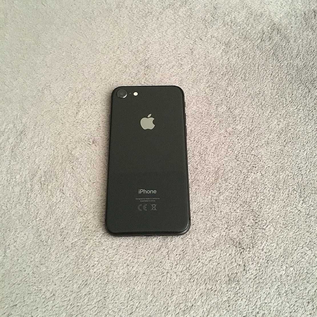 Apple iPhone 8 Space Gray telefon