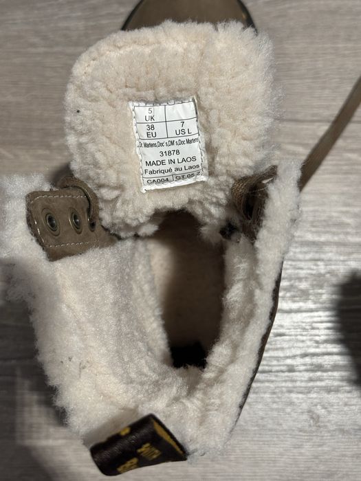 Жіночі черевики Dr. Martens