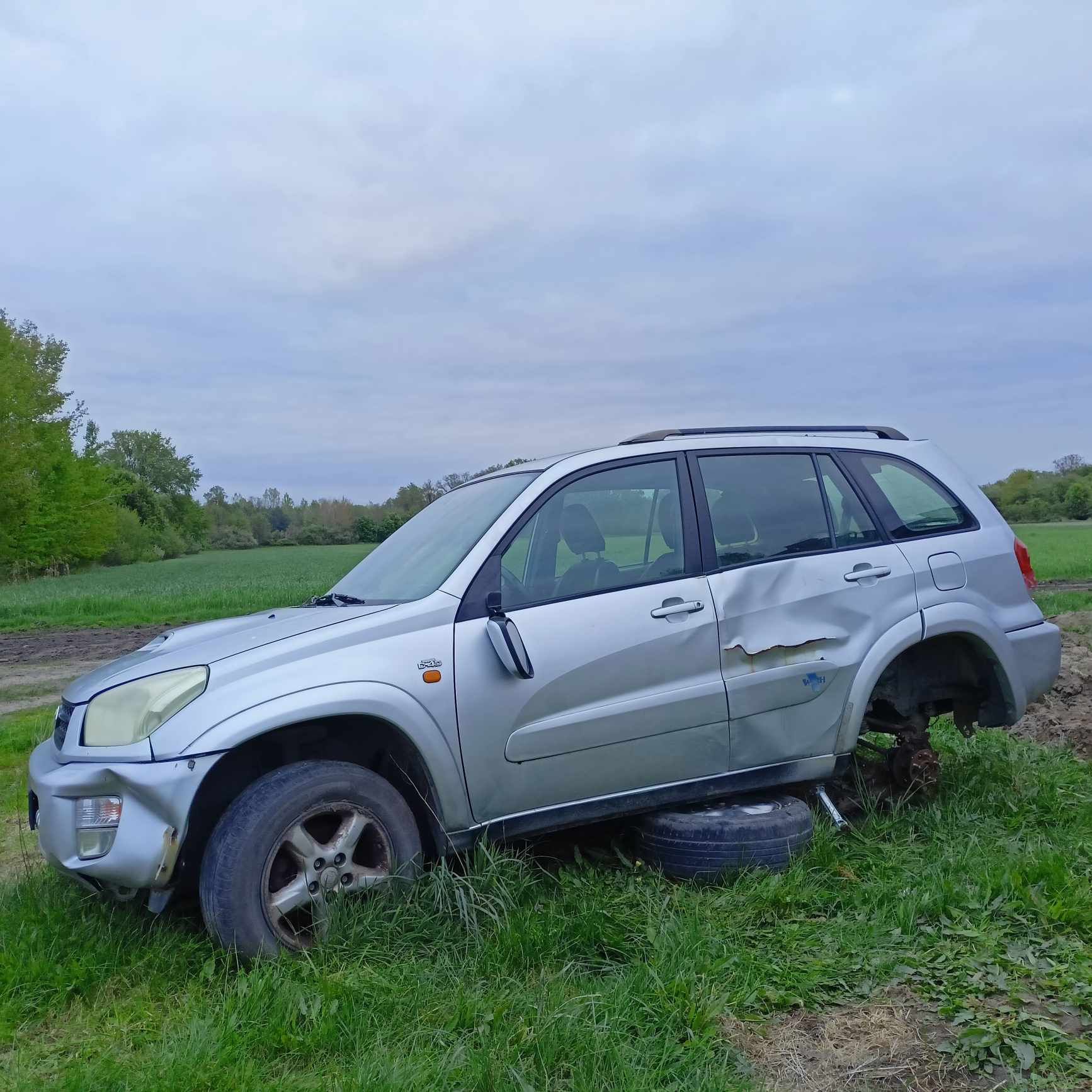 Toyota RAV4 zapraszam