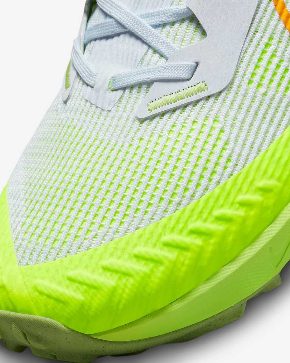 Buty męskie NIKE Air Zoom Terra Kiger 8: różne rozmiary