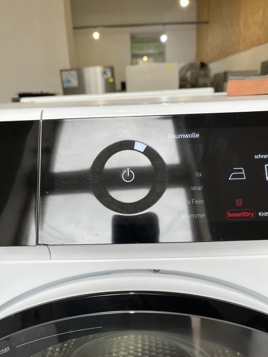 Сушильна машина Bosch serie 8 WQB245B40