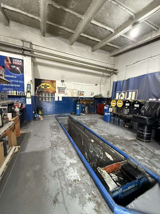 Оренда приміщення по вулиці Навроцького