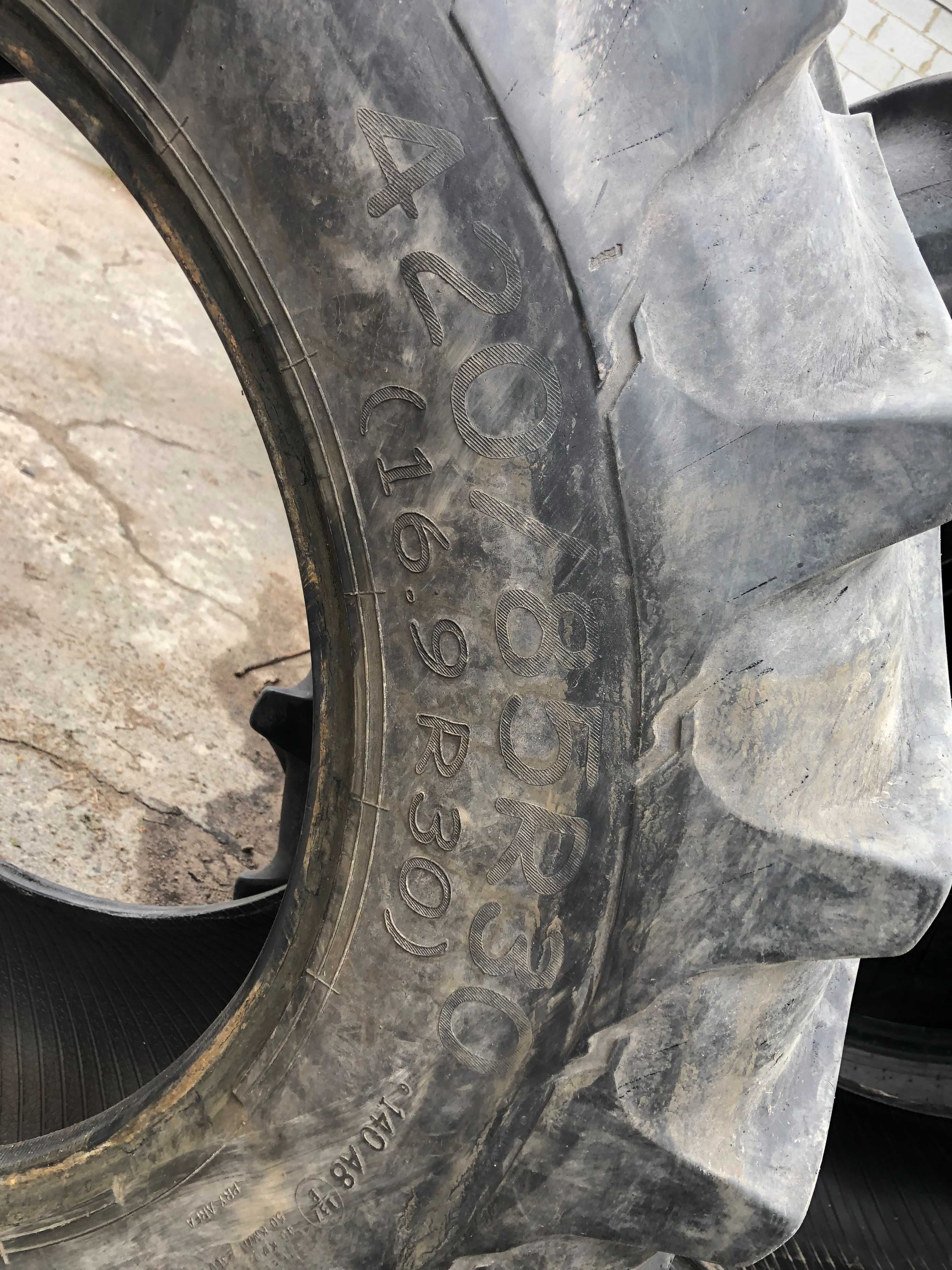 Шини 420/85R30 (16.9R30) Carlisle для сільгосптехніки
