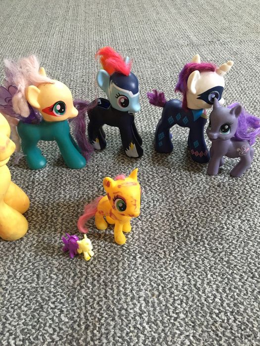 Лот єдиноріжок