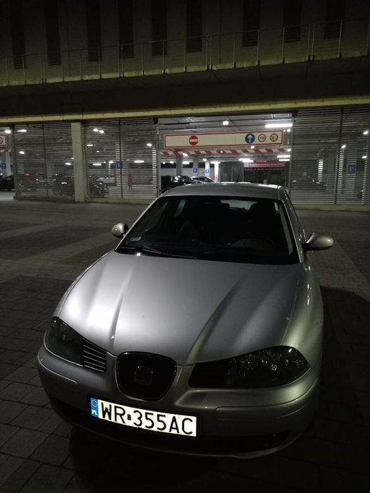 Seat Ibiza w dobrym stanie 1,4