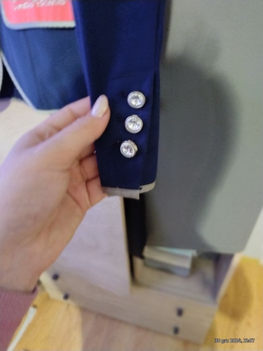 Sprzedam granatowy frak rozm M