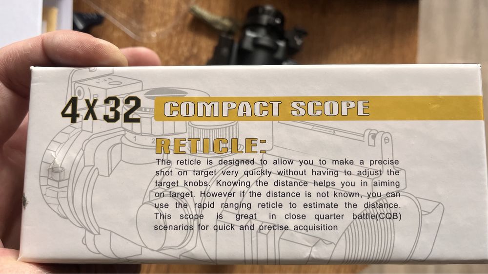Прицел 4*32 Compact Scope с открытыми прицельными.