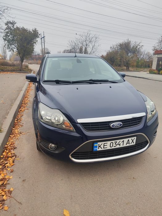 Продам автомобіль Форд фокус в ідеальному стані.