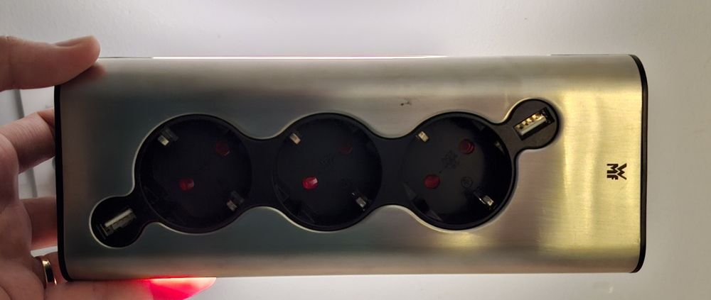 WMF Ambient Multi-Stecker Pro – listwa zasilająca z USB i podświetleni
