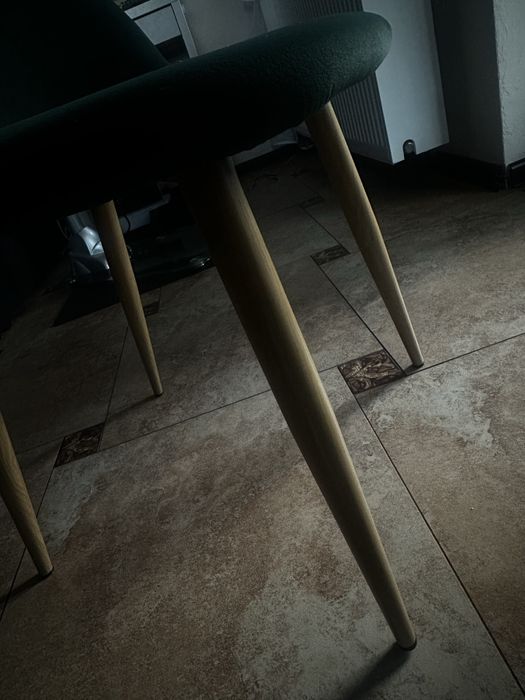 krzesła marki sklum