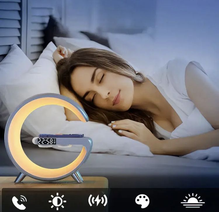 Лампа нічник з Bluetooth колонкою та бездротовою зарядкою для телефону