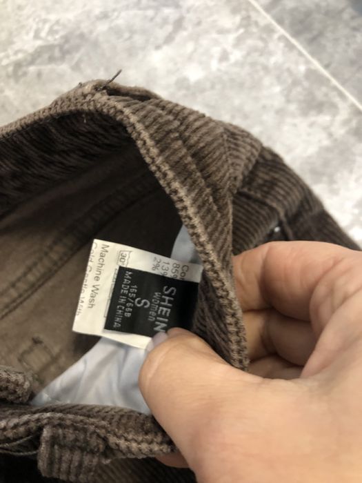 Гарні теплі вельветові штани кльош в кольорі шоколад від Shein