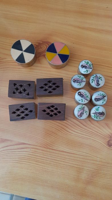 13 caixas para comprimidos