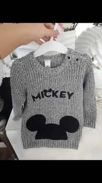 Sweterek Mickey