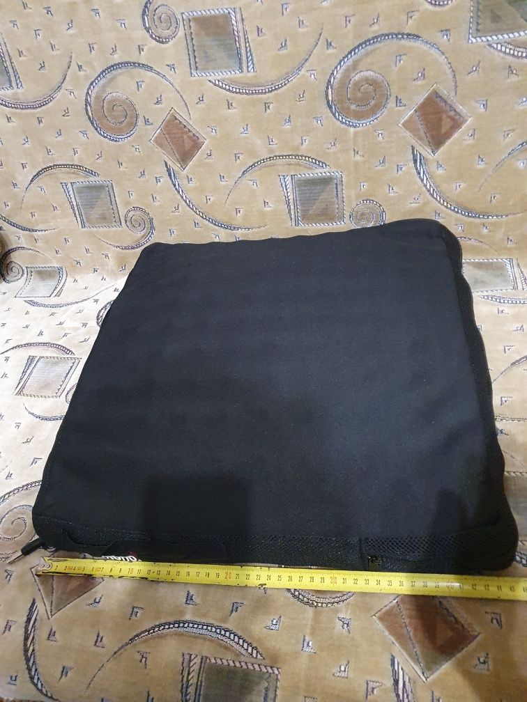 Противопролежнева подушка Roho 45×45×5 см в гарному стані