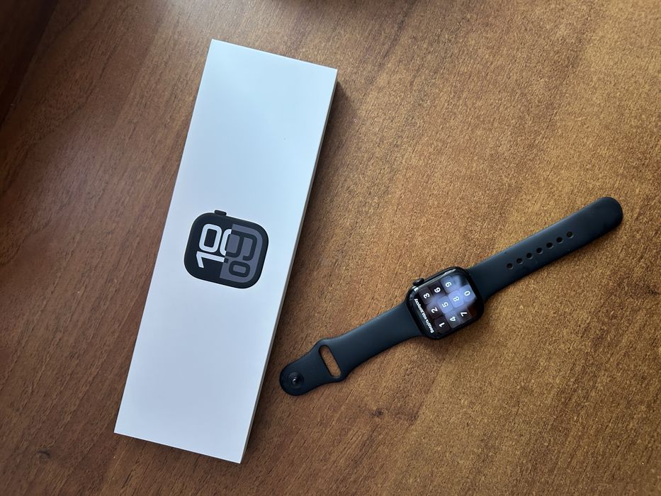 Годиник  watch 10 42 mm