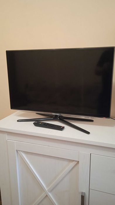 Телевізор SAMSUNG 32 дюйми