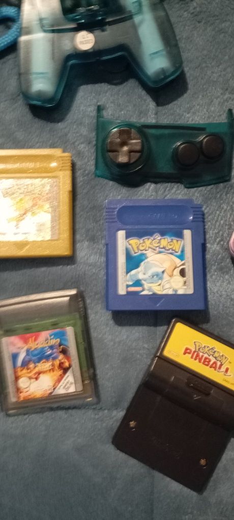 Gameboy color com jogo, acessórios e bolsa