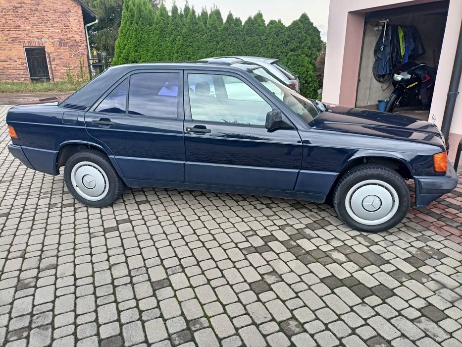 Mercedes 190 W201 1.8E ładny doinwestowany