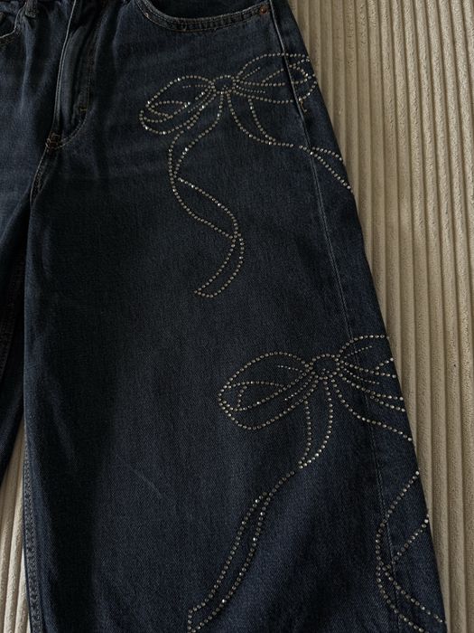 Шорты со стразами Zara