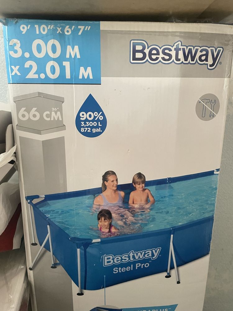 Басейн Bestway продам