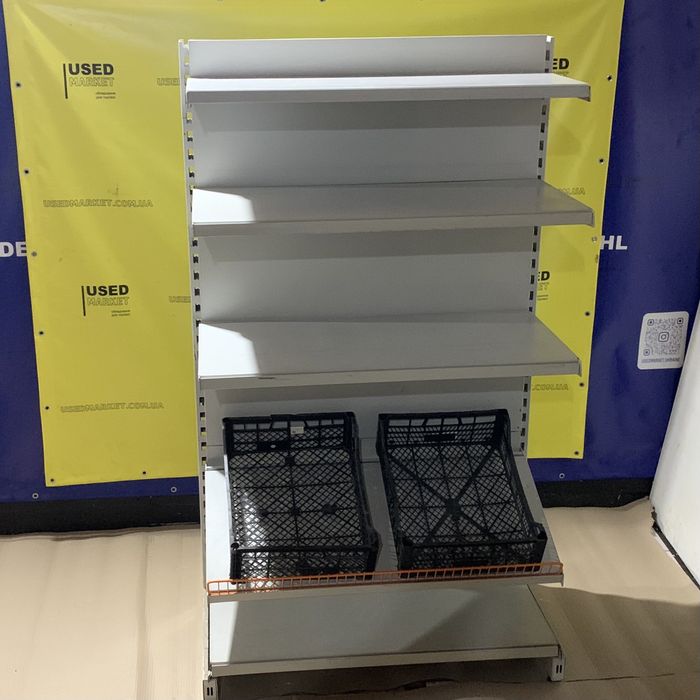 Торговий пристінний стелаж з металевими полицями для магазина бу е опт