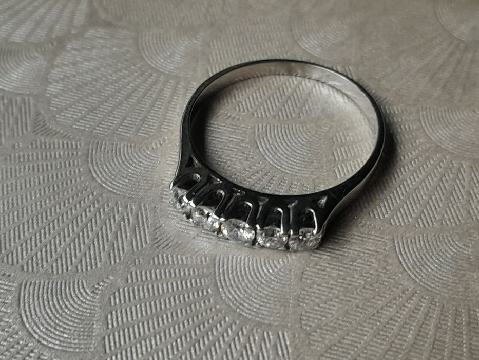 Pierścionek super cena Brylanty 0.44ct Złoto 585 WYCENA