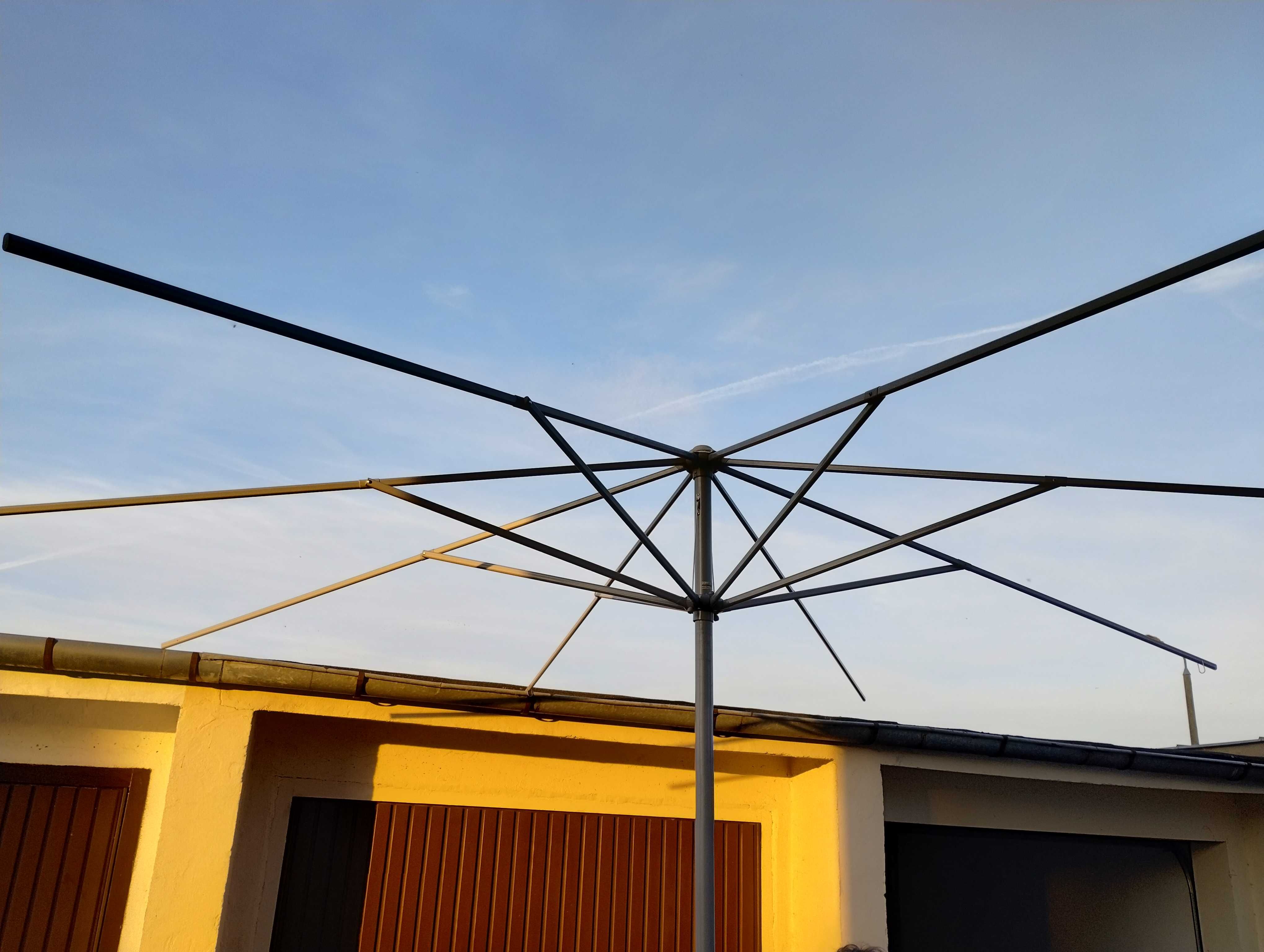 Stelaż na kolbę do dużego parasola ogrodowego