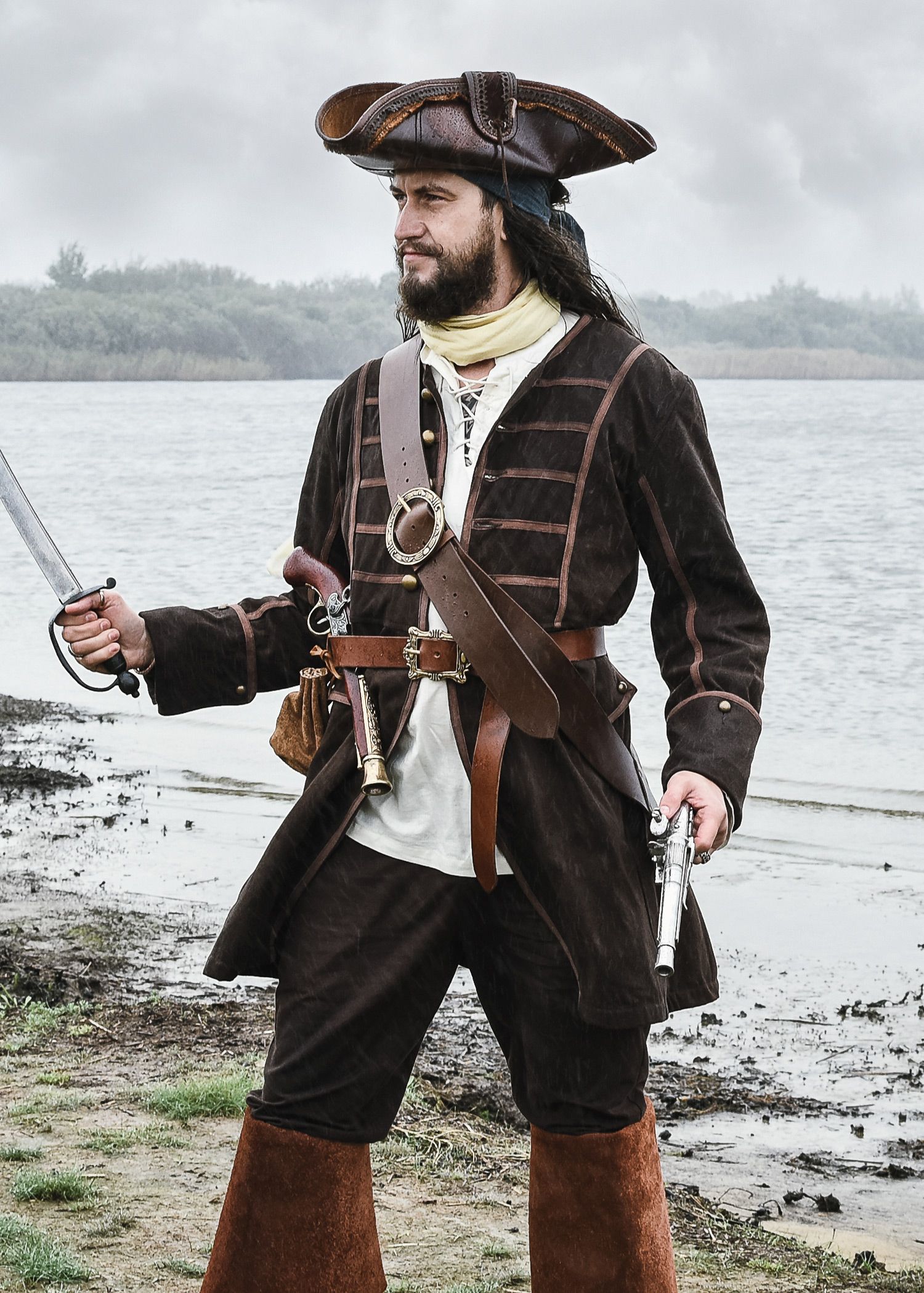 Płaszcz Piratów Edward, Justaucorps, Brązowy, Rozmiar L  Bm