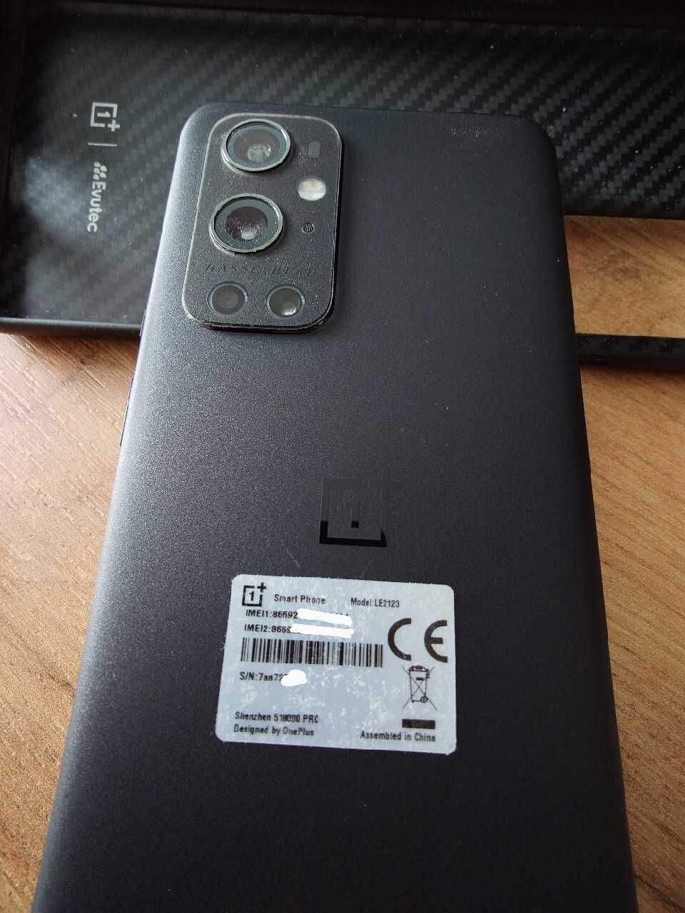 OnePlus 9 Pro 5G 12/256GB czarny z ładowarką indukcyjną