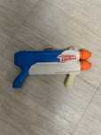 Неймовірний водяний пістолет NERF Super Soaker - хіт для ігор на вулиц