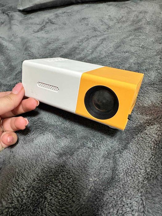 Проектор YG300 Mini (500Lm, 1080P)