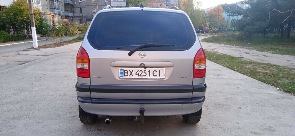 Мінівен Opel Zafira 2.00 л дизель 7 місць,