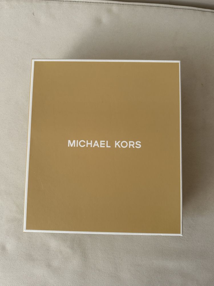 Michael Kors set portfel i kosmetyczka w pudełku