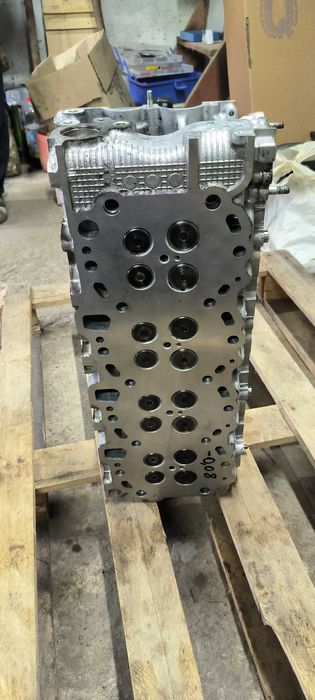 Продам ГБЦ Toyota Hilux 2.5D 2kd-ftv