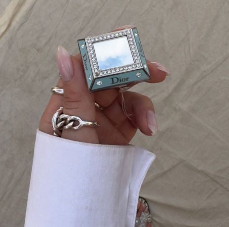 Кольцо для принцеси Dior