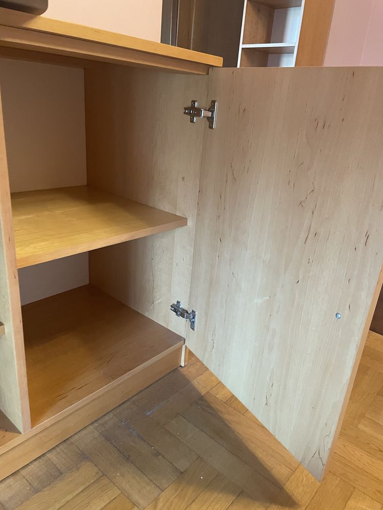 Komoda z nakladka obrotowa pod tv