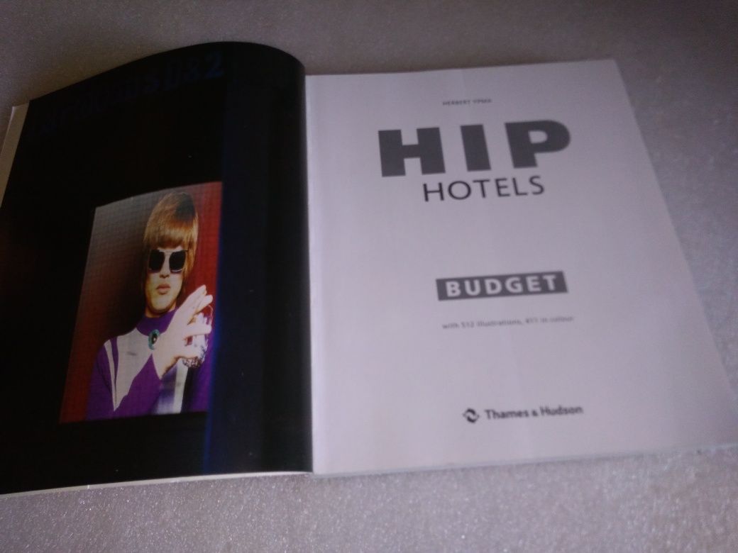 livro HIP HOTELS publicado Thames & Hudson em 2001