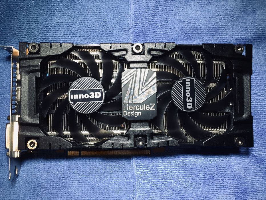 Відеокарта GTX 1070 8 gb inno3d Hercules design