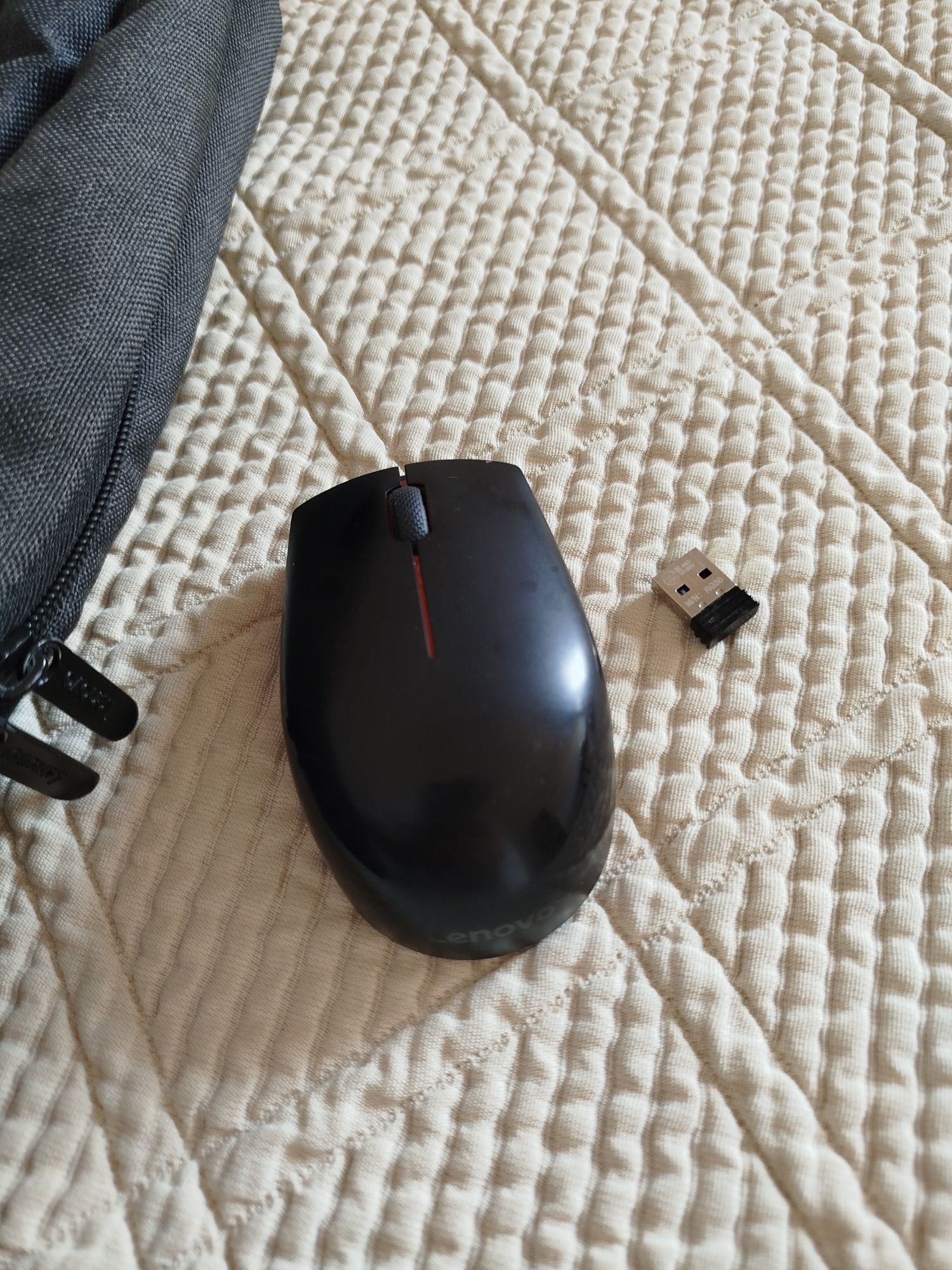 Mochila pc + rato Lenovo