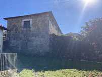 Moradia T2 a 15 min a pe do centro da vila com logradouro