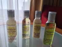 akcesoria hotelowe podrozne hotel hilton mini miniatury szampon zel