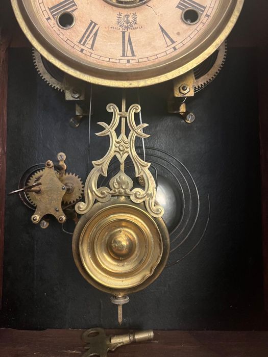 Relogio capela em excelente estado e a funcionar