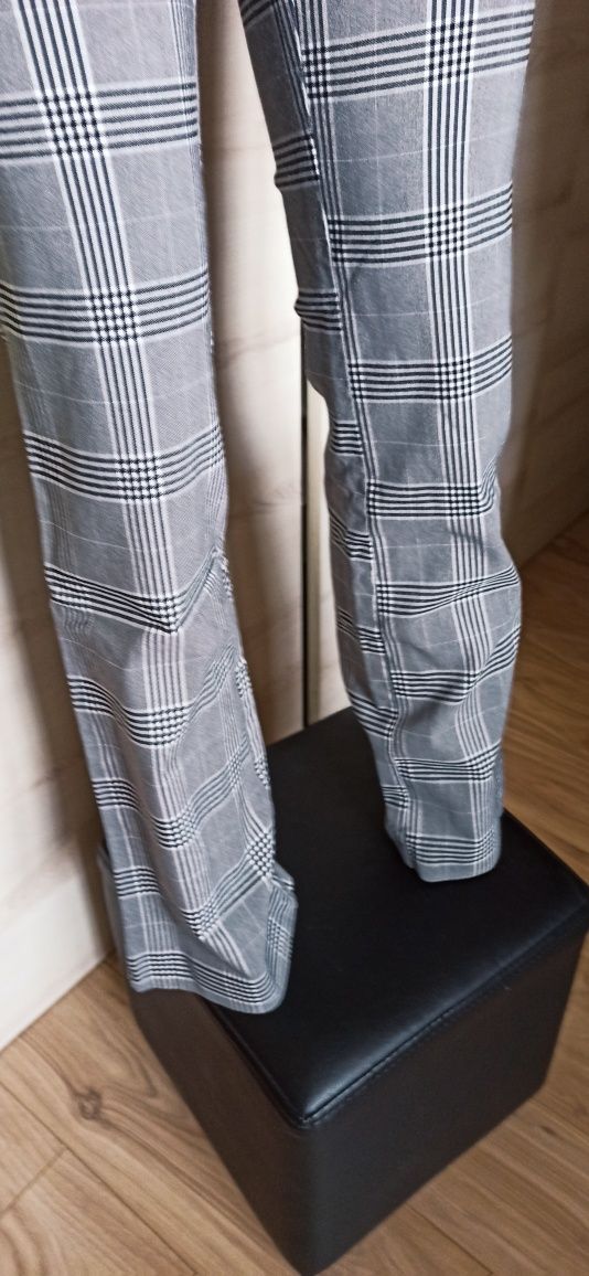 Sg Spodnie damskie 36 , S spodnie w kratę z szerokimi nogawkami 36 , S